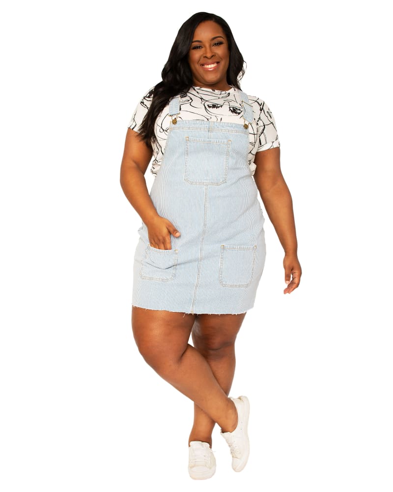 Front of a model wearing a size 14 Nicole Denim Overall Dress in Rinse by Poetic Justice. | dia_product_style_image_id:275526